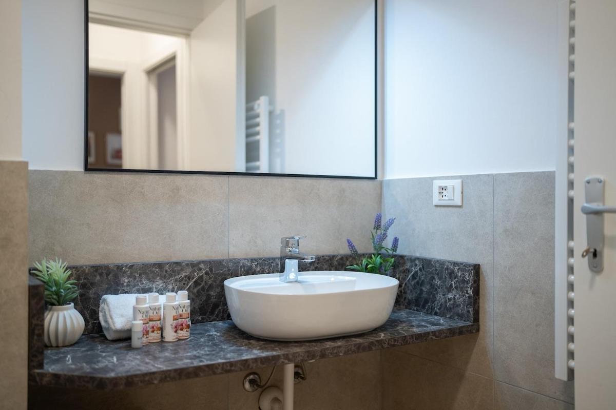 米兰Authentic Private Flat 2 Min From Navigli公寓 外观 照片
